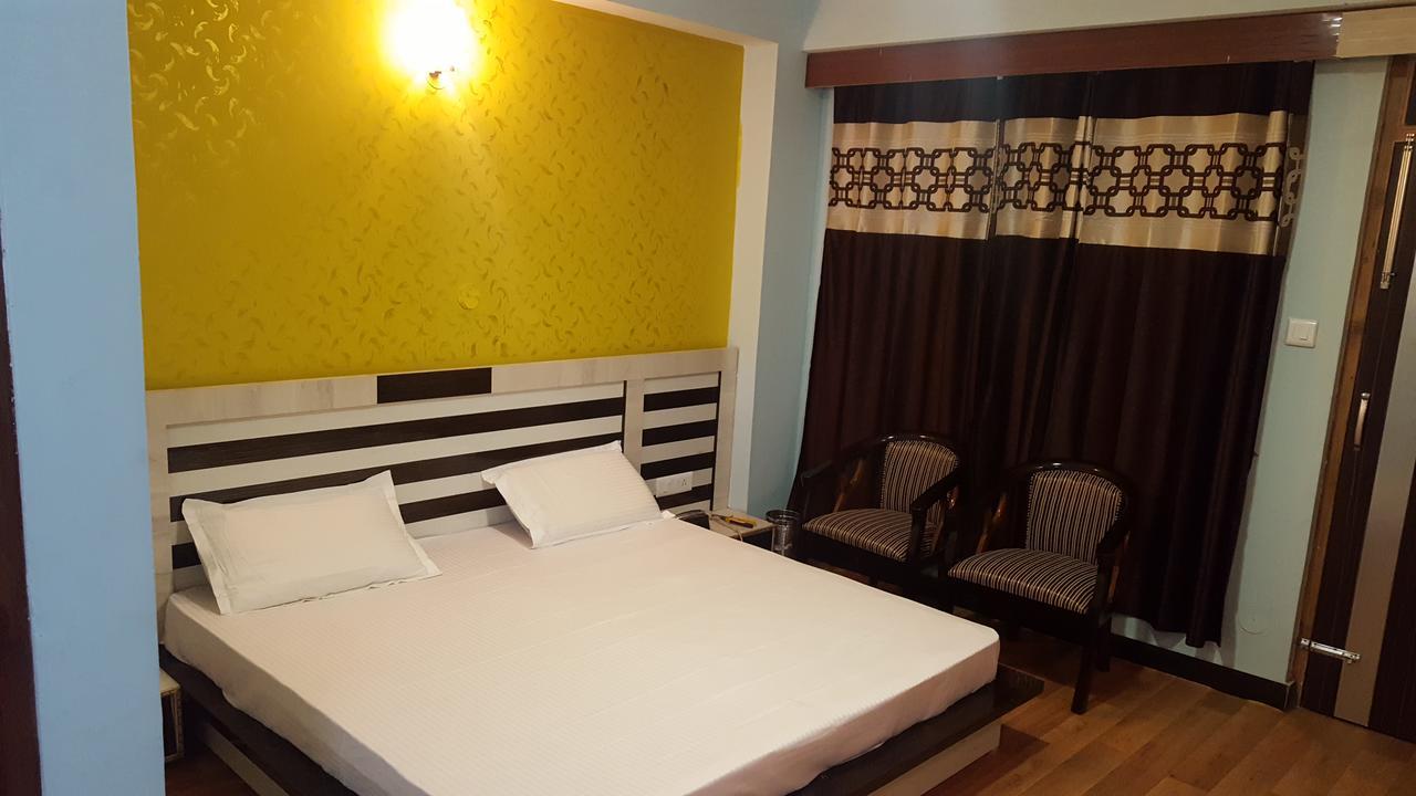 The Shyam Regency Hotel Narkanda Exterior photo