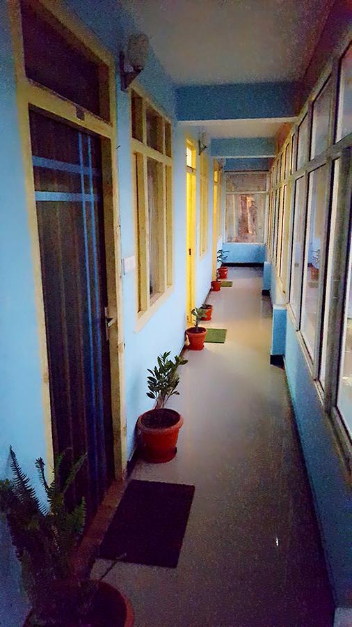 The Shyam Regency Hotel Narkanda Exterior photo